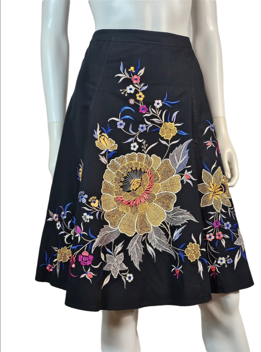 French Connection Cotton Black Multi-Color Floral Embroidered A-Line Skirt